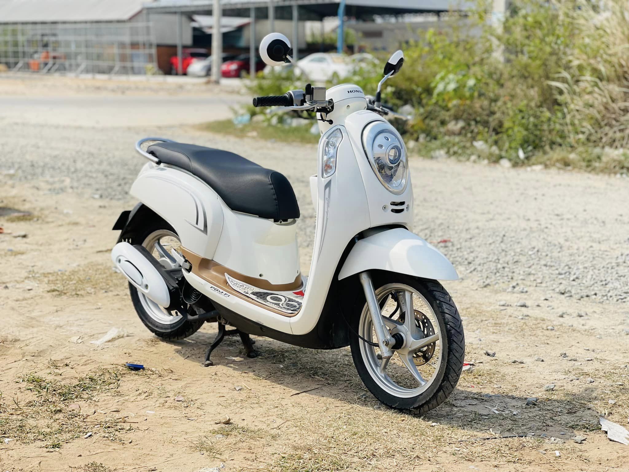 Honda Scoopy 2015