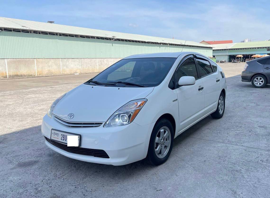 PRIUS 08 ស្លាក់លេខ