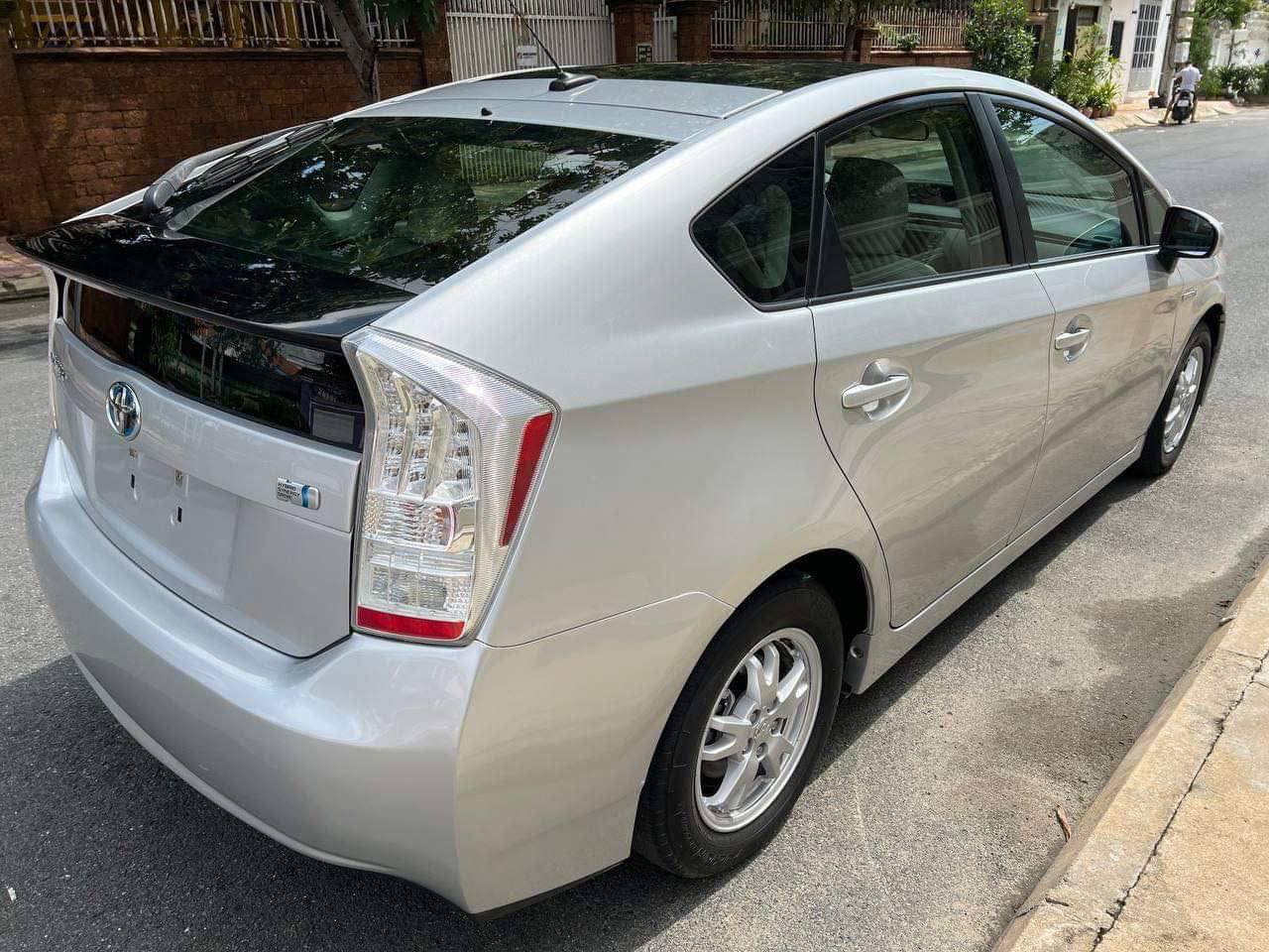 Prius 010 (ក្រដាសពន្ធ)